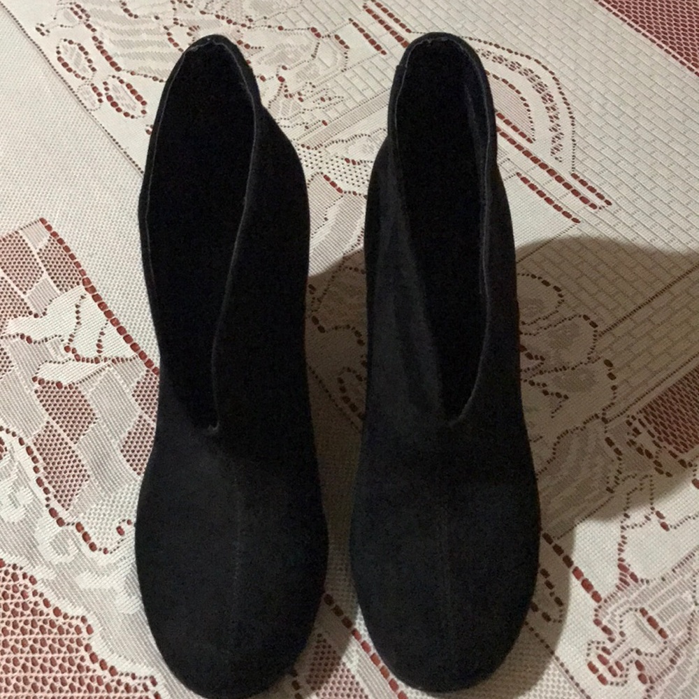 A2 Aerosole Heelrest Suede Ankle Boots